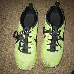 Women’s Nike Lunarion Size 9